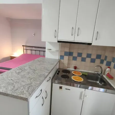 Fanis & Polina -mavrovouni Lägenhet *